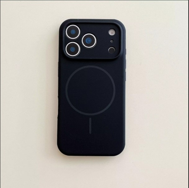iPhone 17 Pro Max Liquid Silicone MagSafe Husa (Black)